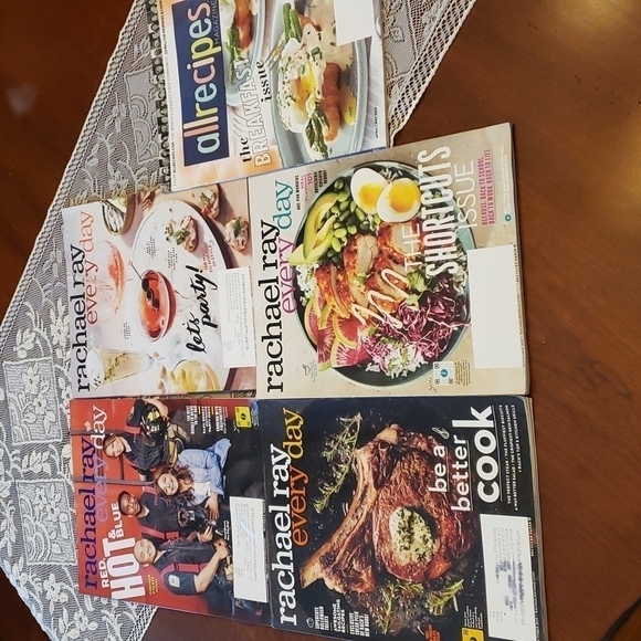 Rachel Ray Everyday Magazine 4 Back Issues plus 1 All Recipes July-Dec 2019 - Picture 1 of 12